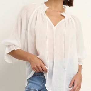 Aritzia Wilfred Reiki blouse peasant shirt half-sleeve top